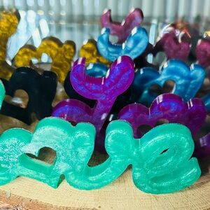 Love Resin Decor